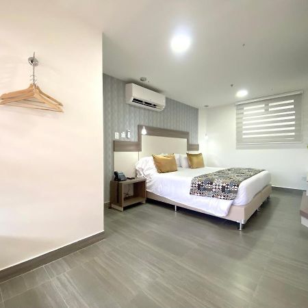 Seven Inn Hotel Medellín Extérieur photo