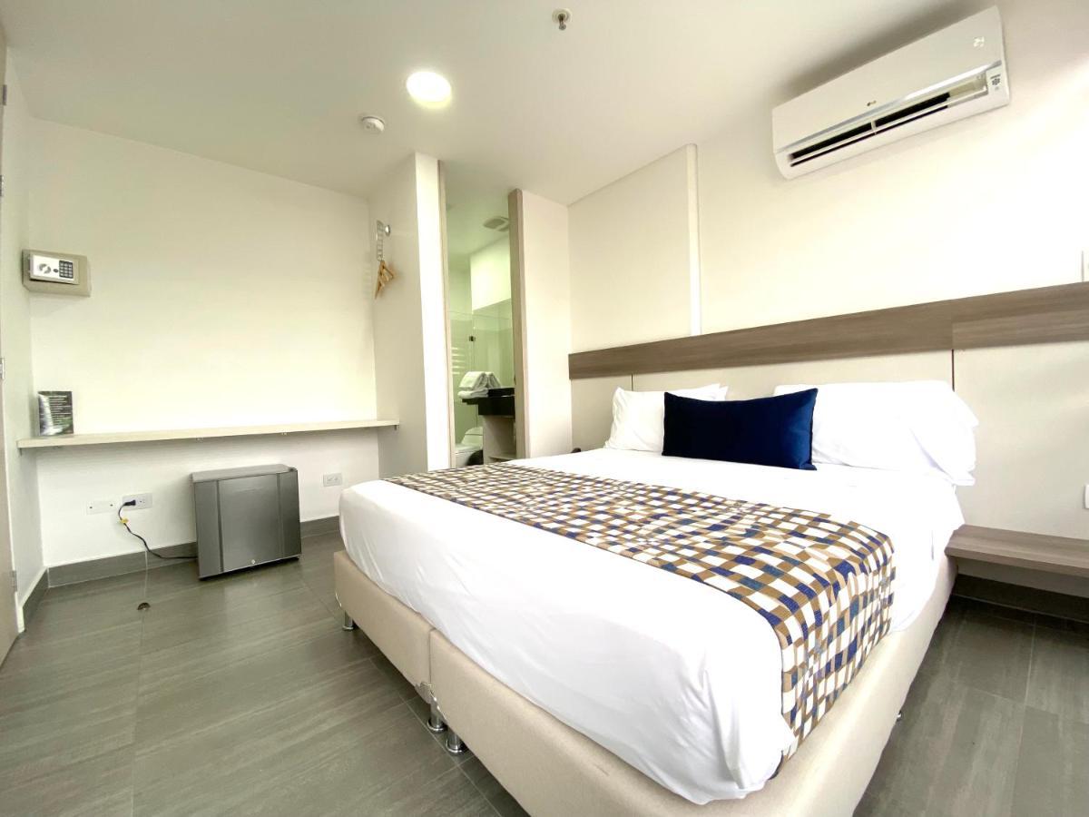 Seven Inn Hotel Medellín Extérieur photo