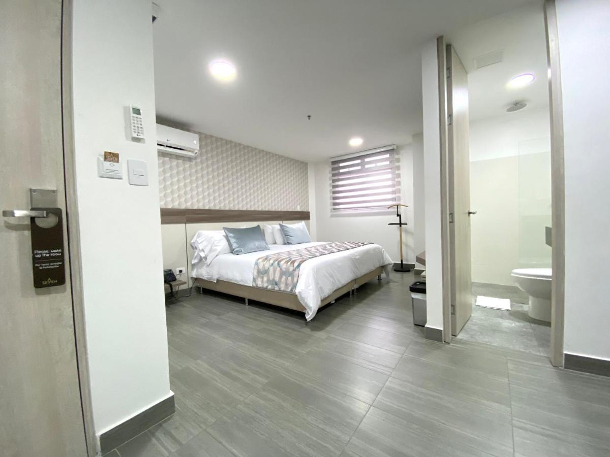 Seven Inn Hotel Medellín Extérieur photo